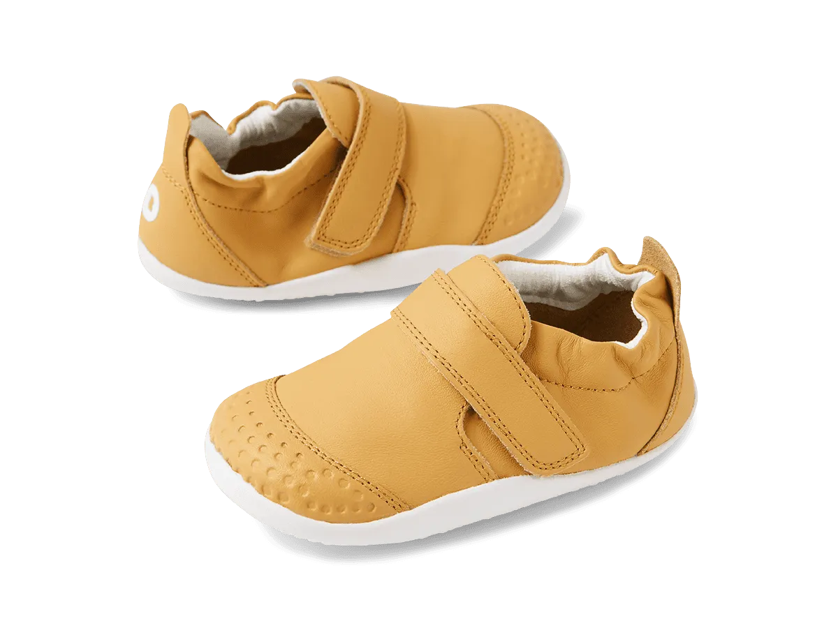 Bobux: Chaussures pré-marche Xplorer Go à scratch - Chêne Buff