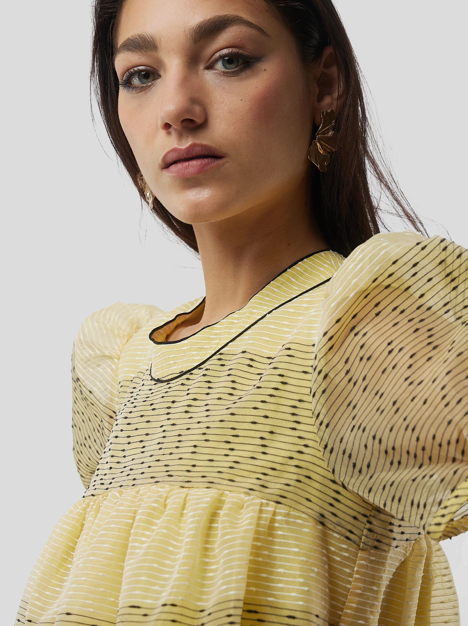 Robe Gaya avec voile Thunderbird