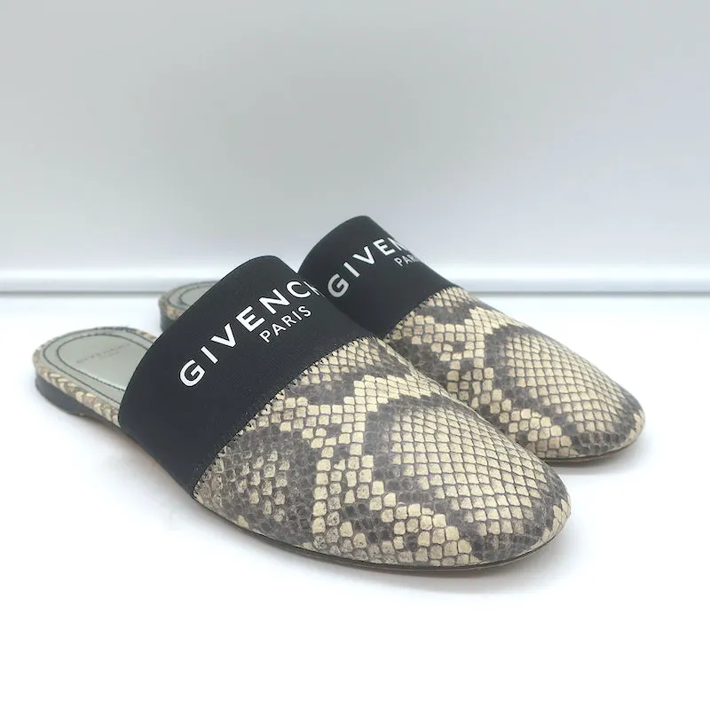 Givenchy Bedford Mules plates en cuir gris à motif python taille 38