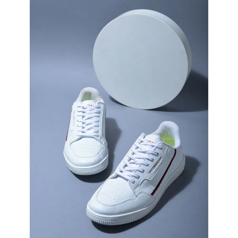Baskets décontractées Gliders à lacets blancs pour hommes SNK-701 par Liberty
