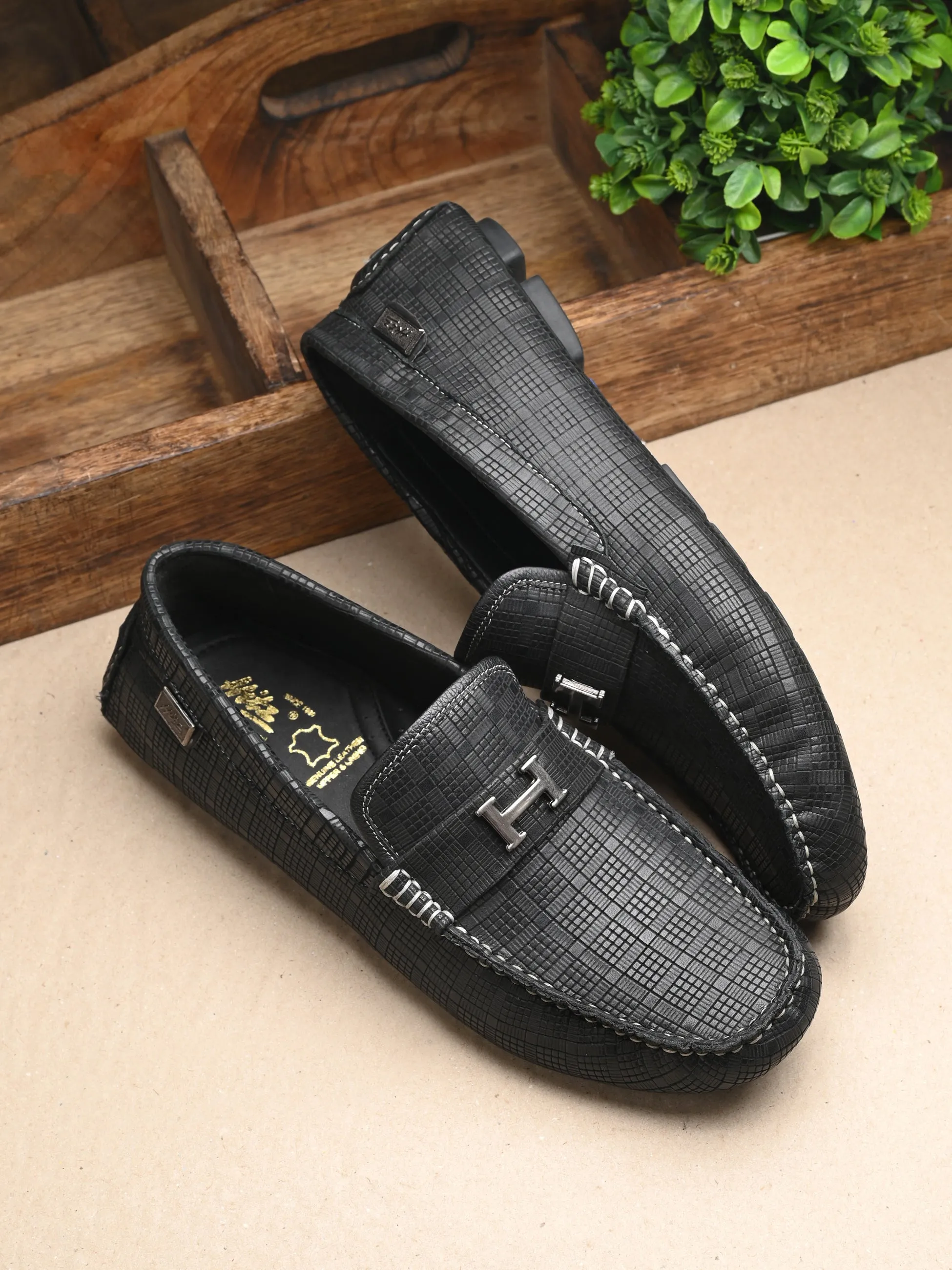 Chaussures décontractées à enfiler en cuir noir pour hommes HITZ1072