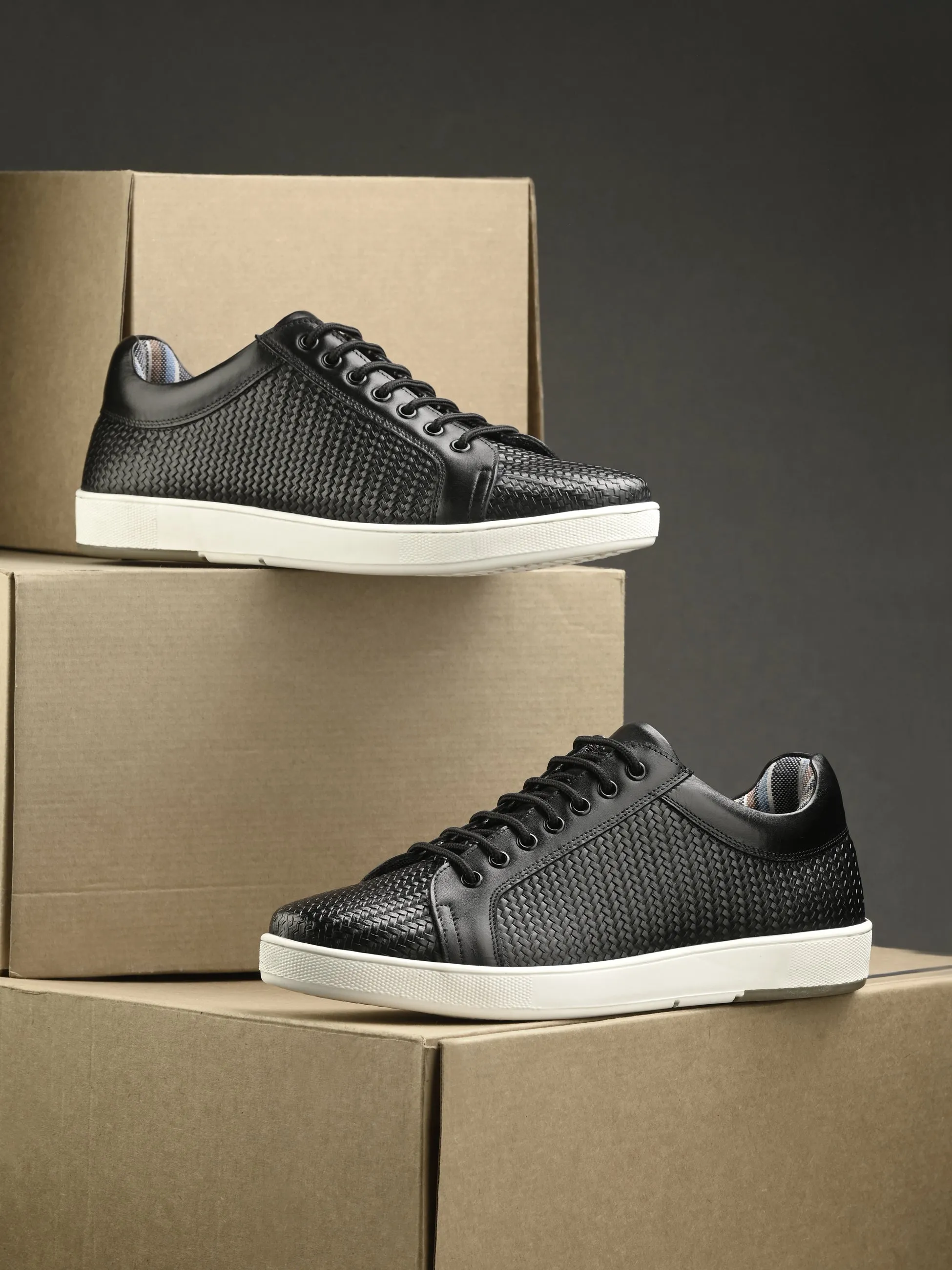 HITZSN_10 - Chaussure de sport en cuir noir à lacets pour homme