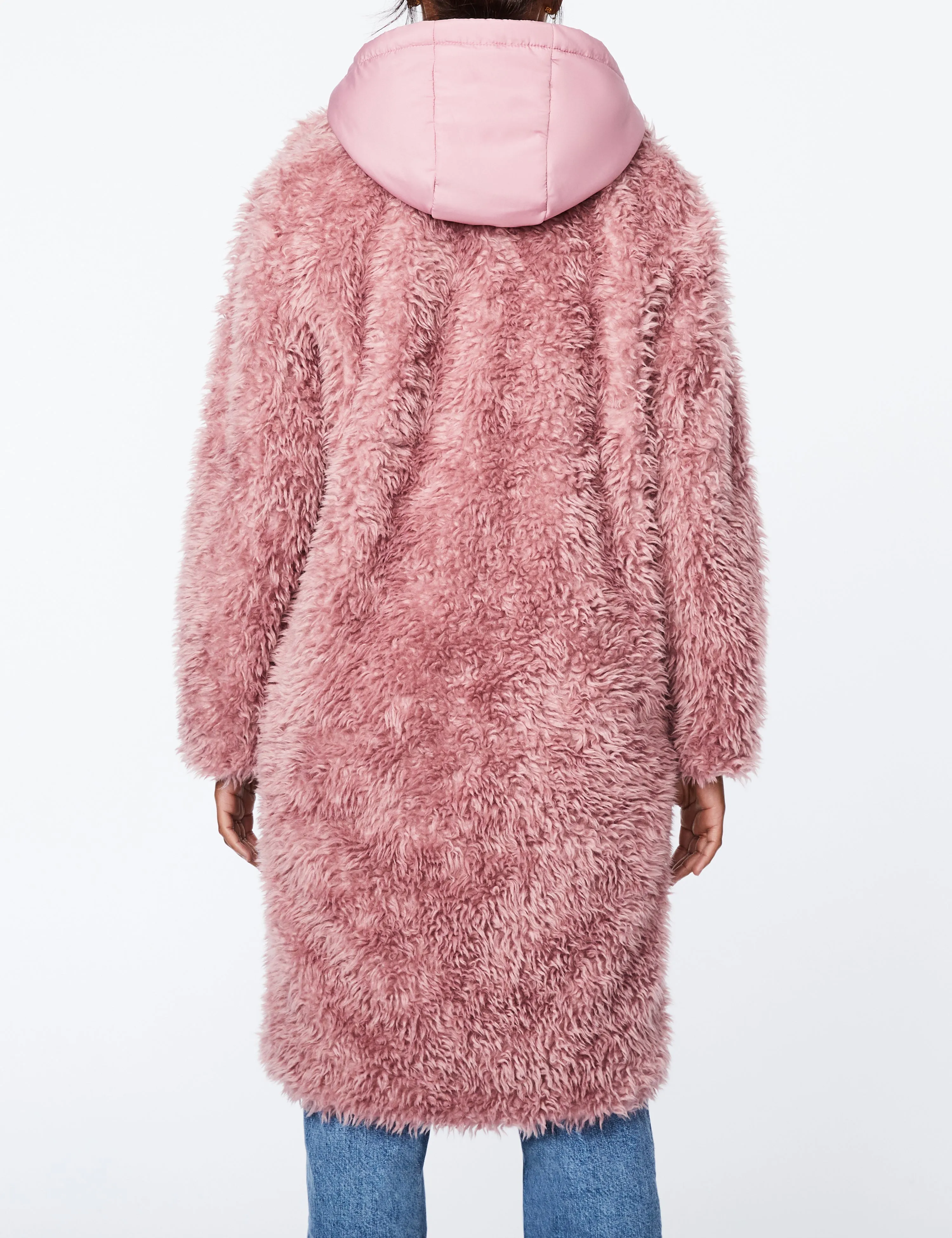 Manteau de fourrure à capuche