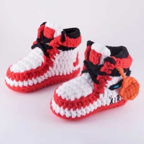 Chaussons bébé au crochet J1 Rouge