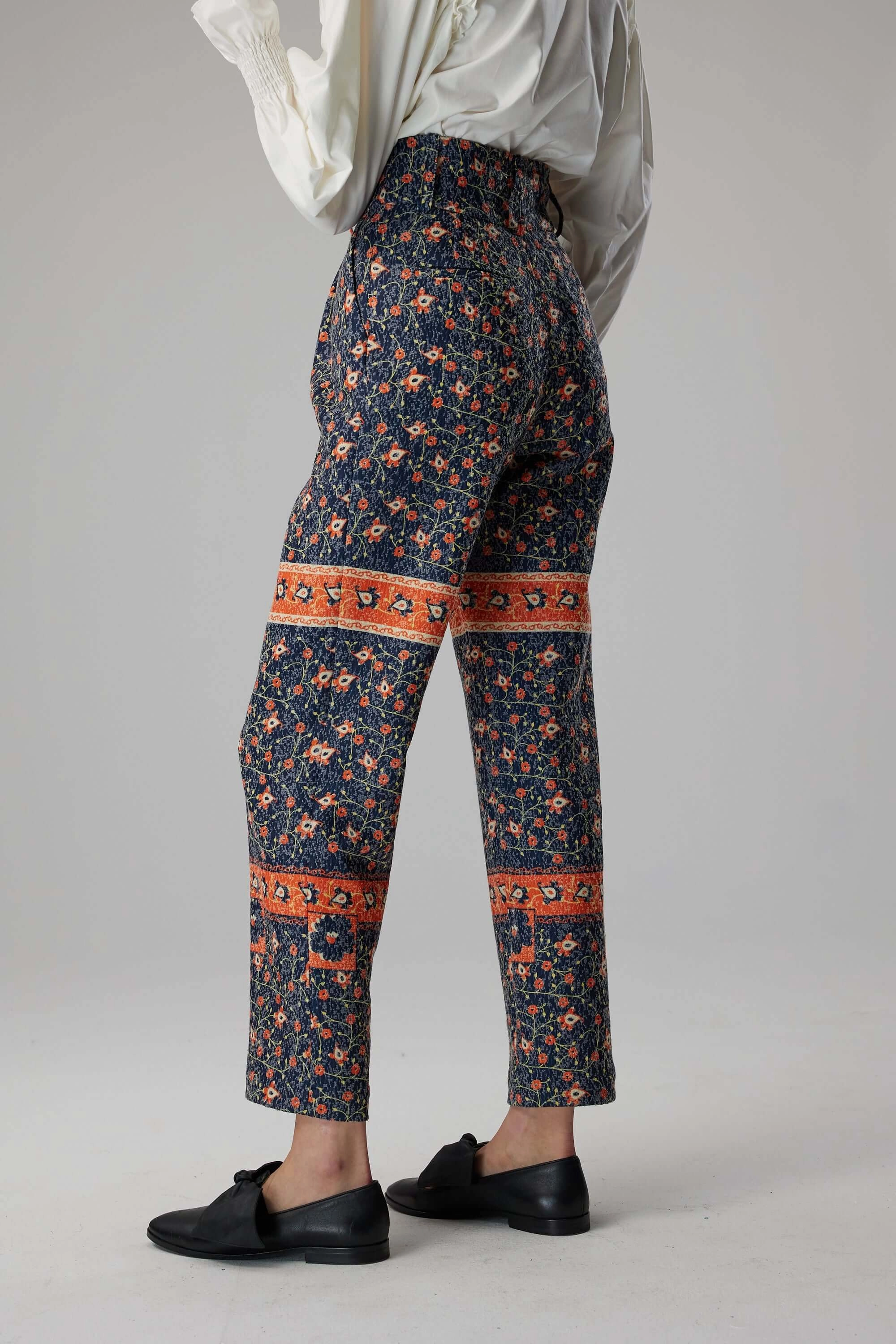 Jojo pants in Bourbon fabric