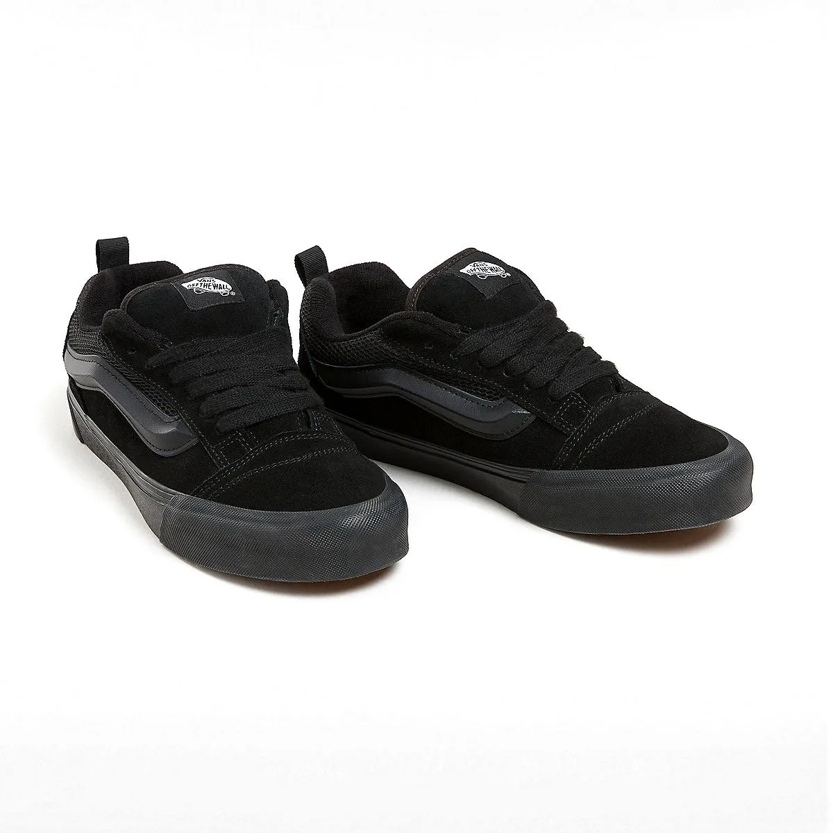 Knu Skool 'Triple Noir'
