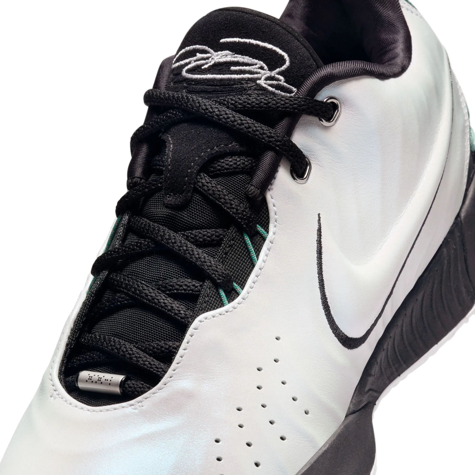 Lebron XXI 