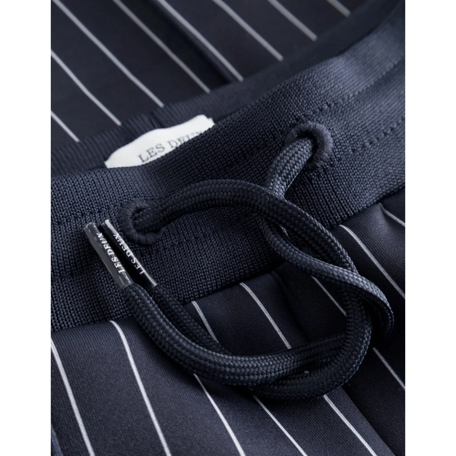 Les Deux Kids Pantalon de survêtement rayé Dark Navy/Light Ivory à pinces Enfant Les Deux Kids