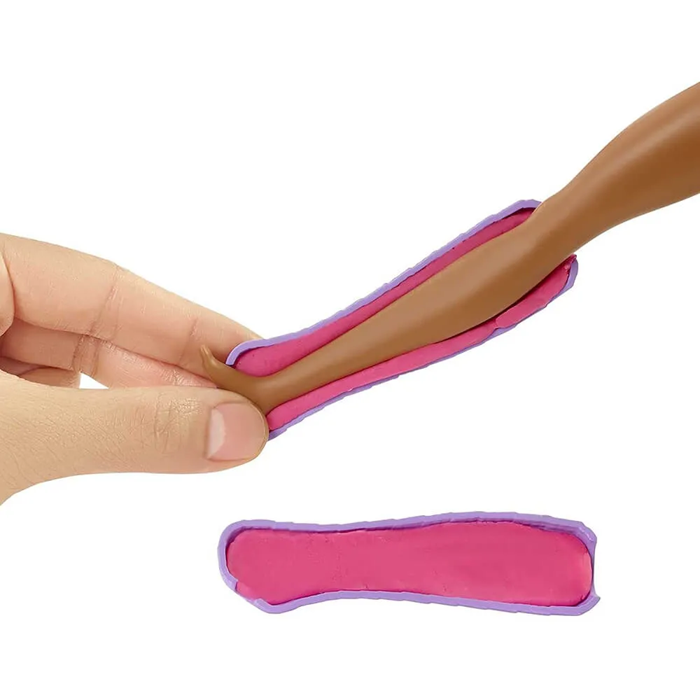 Mattel Toys Barbie Fast Cast Clinic Playset avec Poupée Docteur Barbie Brune