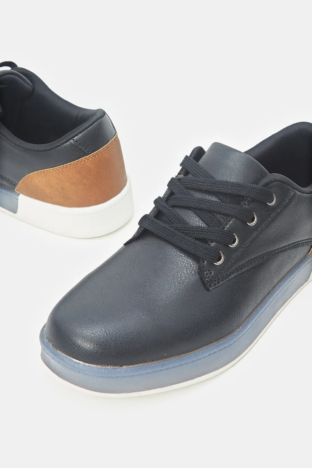 Baskets unies noires pour homme