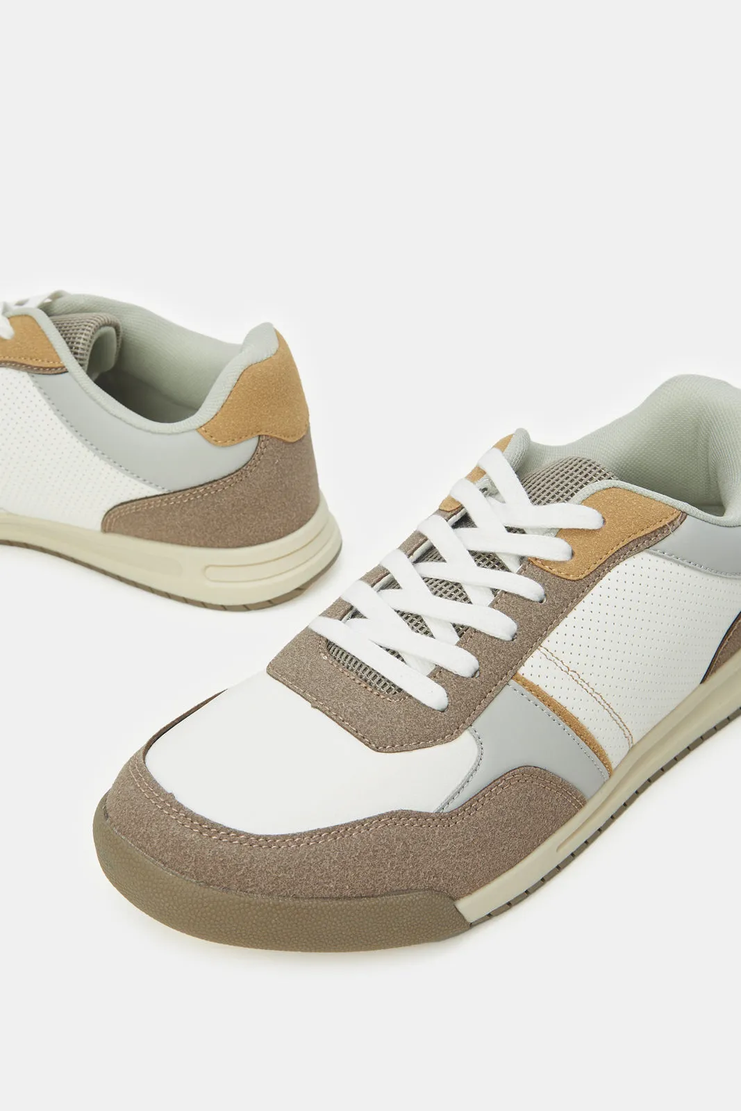 Baskets pour Homme Multicolores à Détails Ornementés