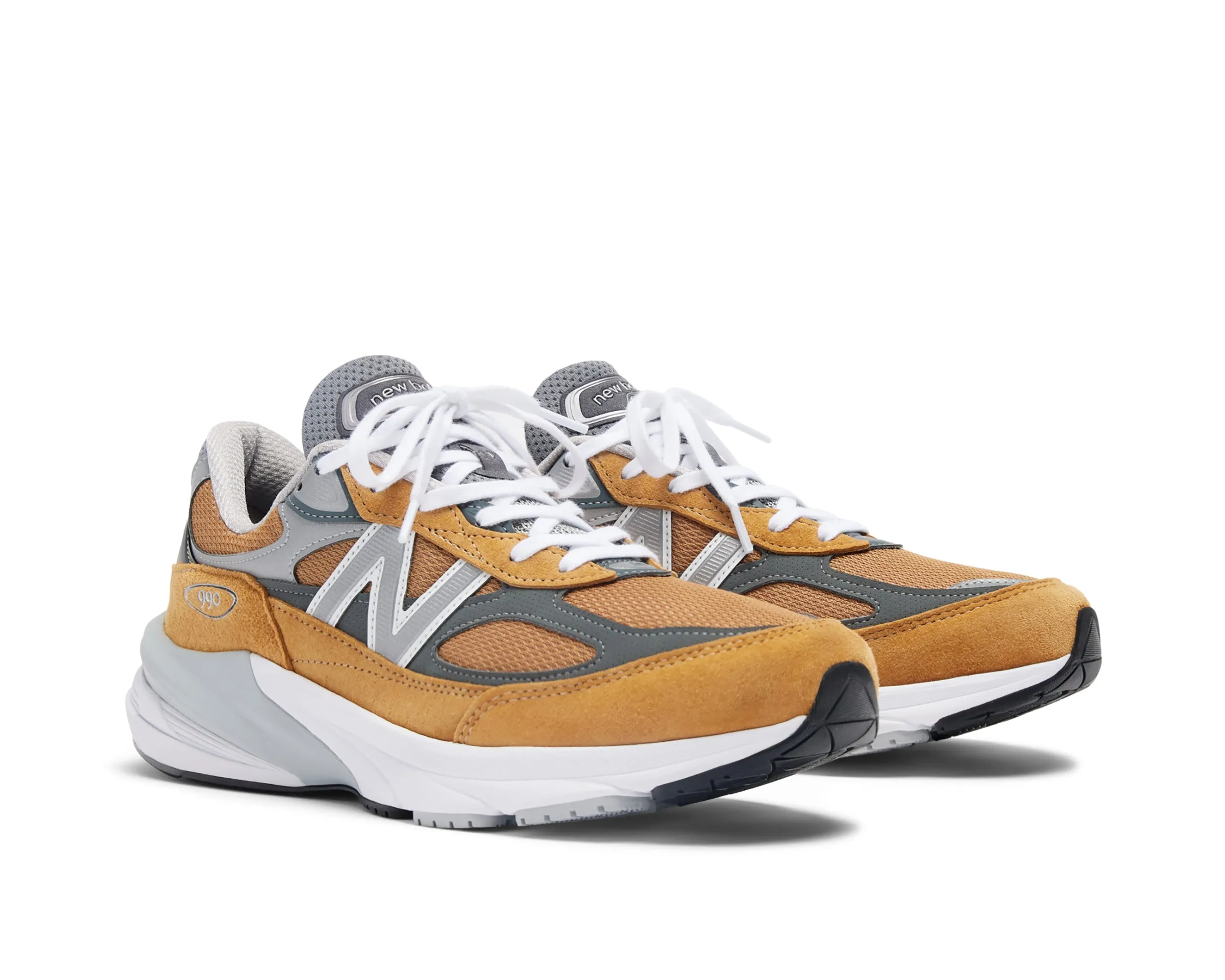 Baskets de travail pour hommes 990v6