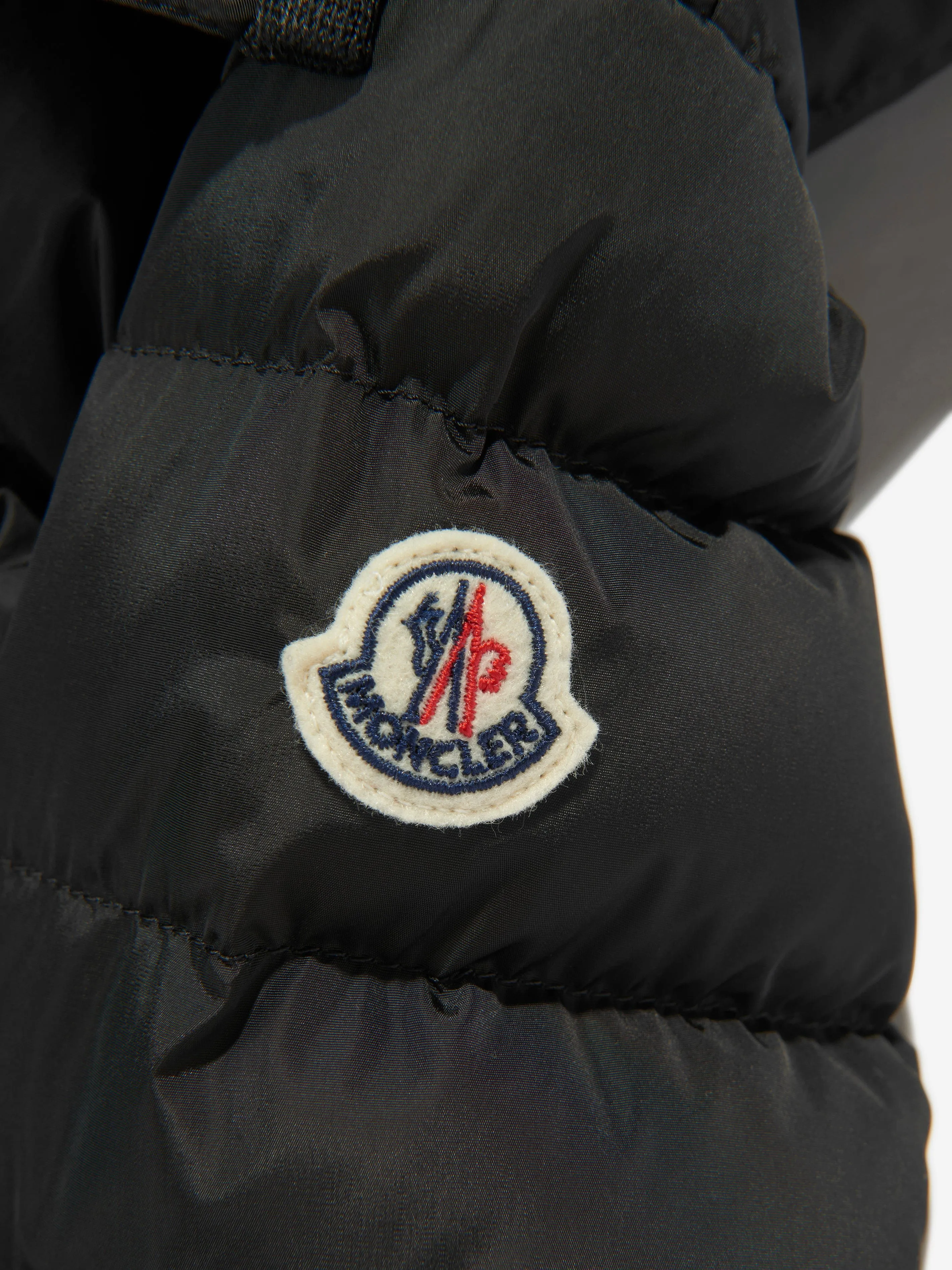 Moncler Enfant Veste Longue Matelassée en Duvet Charpal pour Fille en Noir