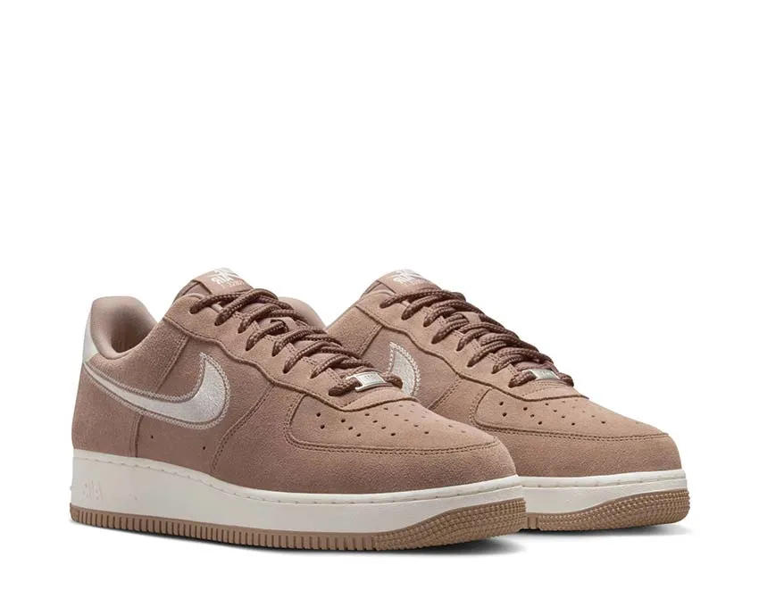 Nike Chaussures Nike Air Force 1 '07 LV8 