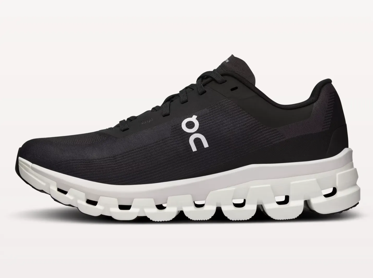 Sur Women's Cloudflow 4 - Noir/Blanc (3WD30110299) Sur