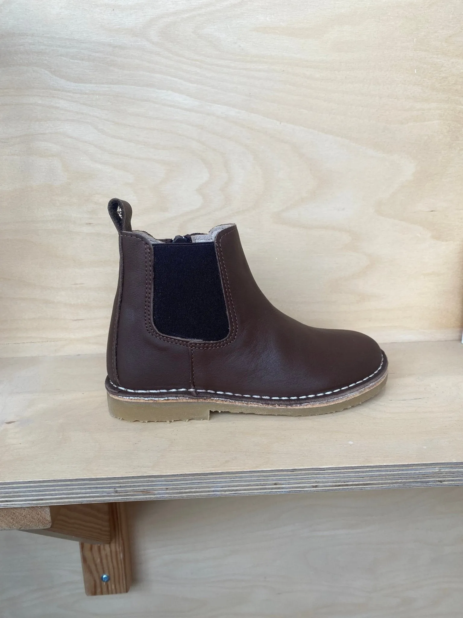Petasil: Bottes Chelsea Kaz-T - Cuir chocolat