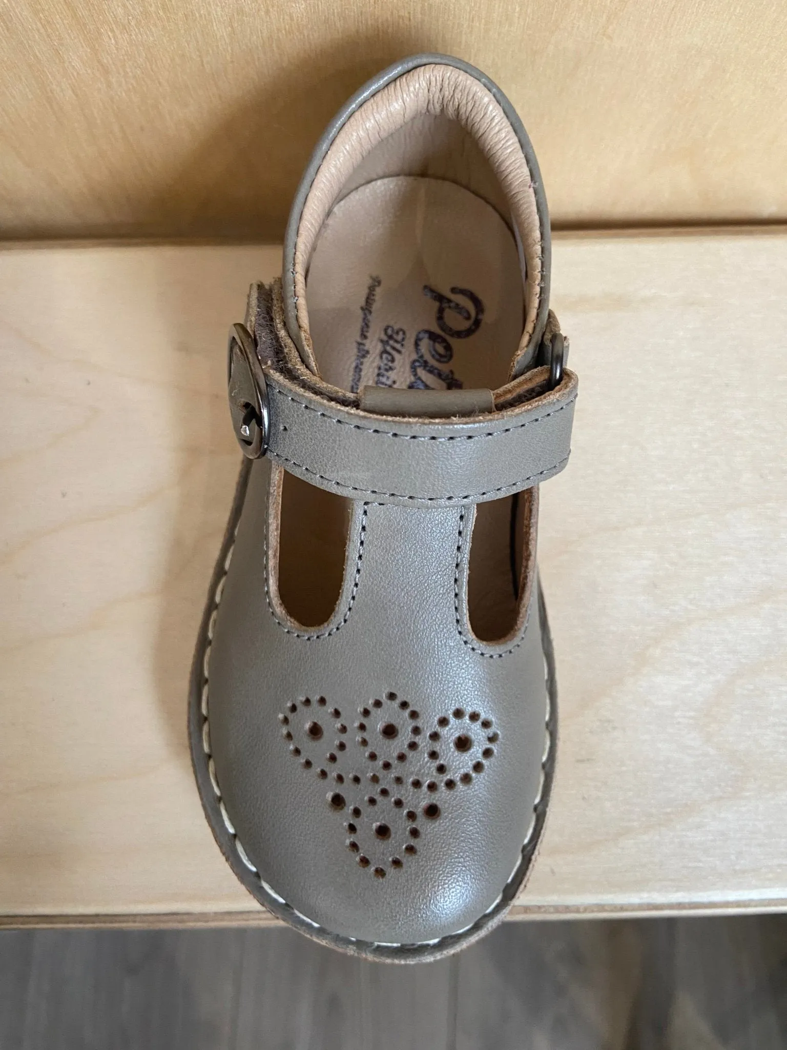 Petasil : Chaussures à scratch Susy T-Bar - Béton Roma