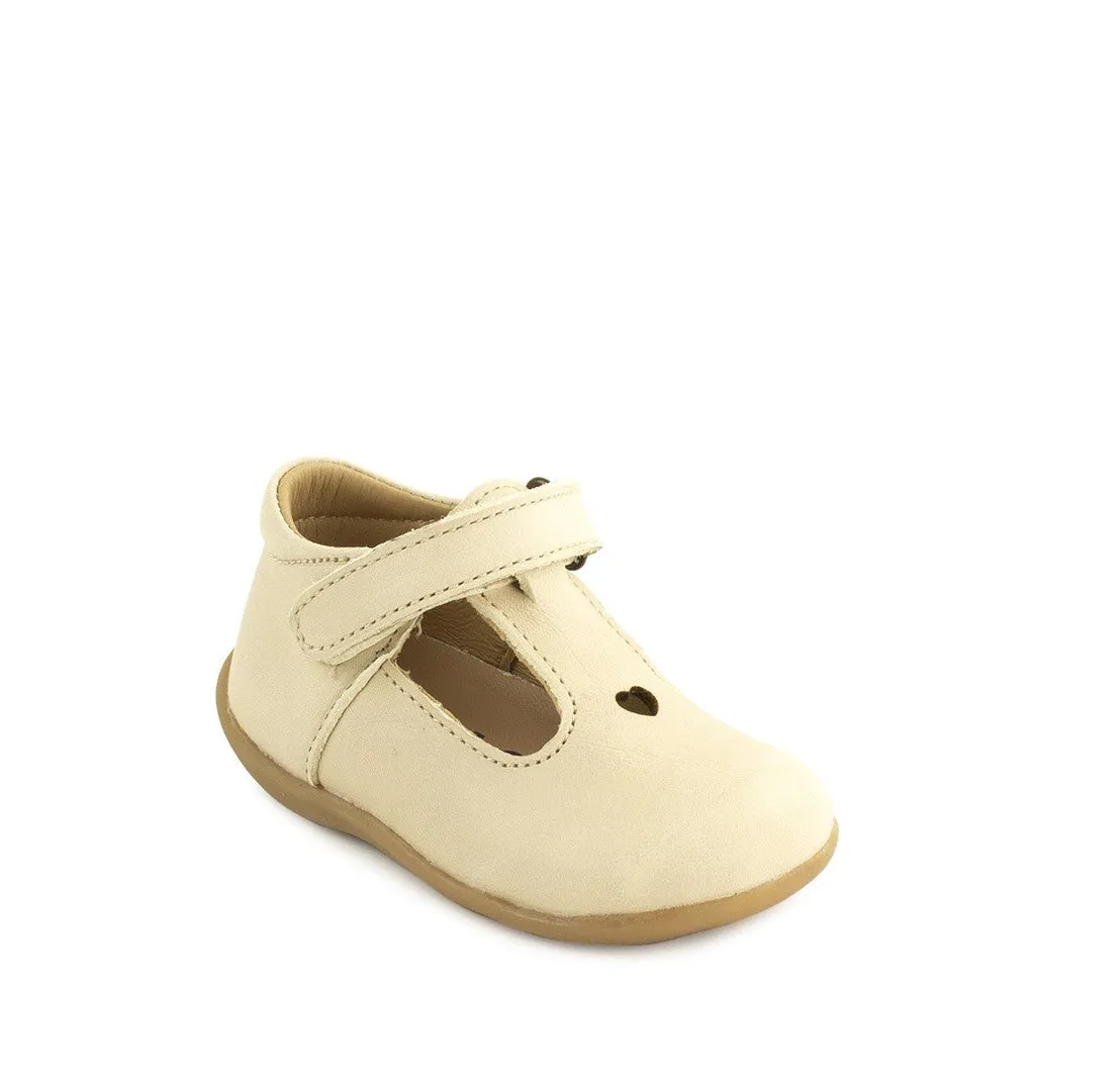 Petasil: Chaussures à scratch T-Bar Tima - Crème Savane