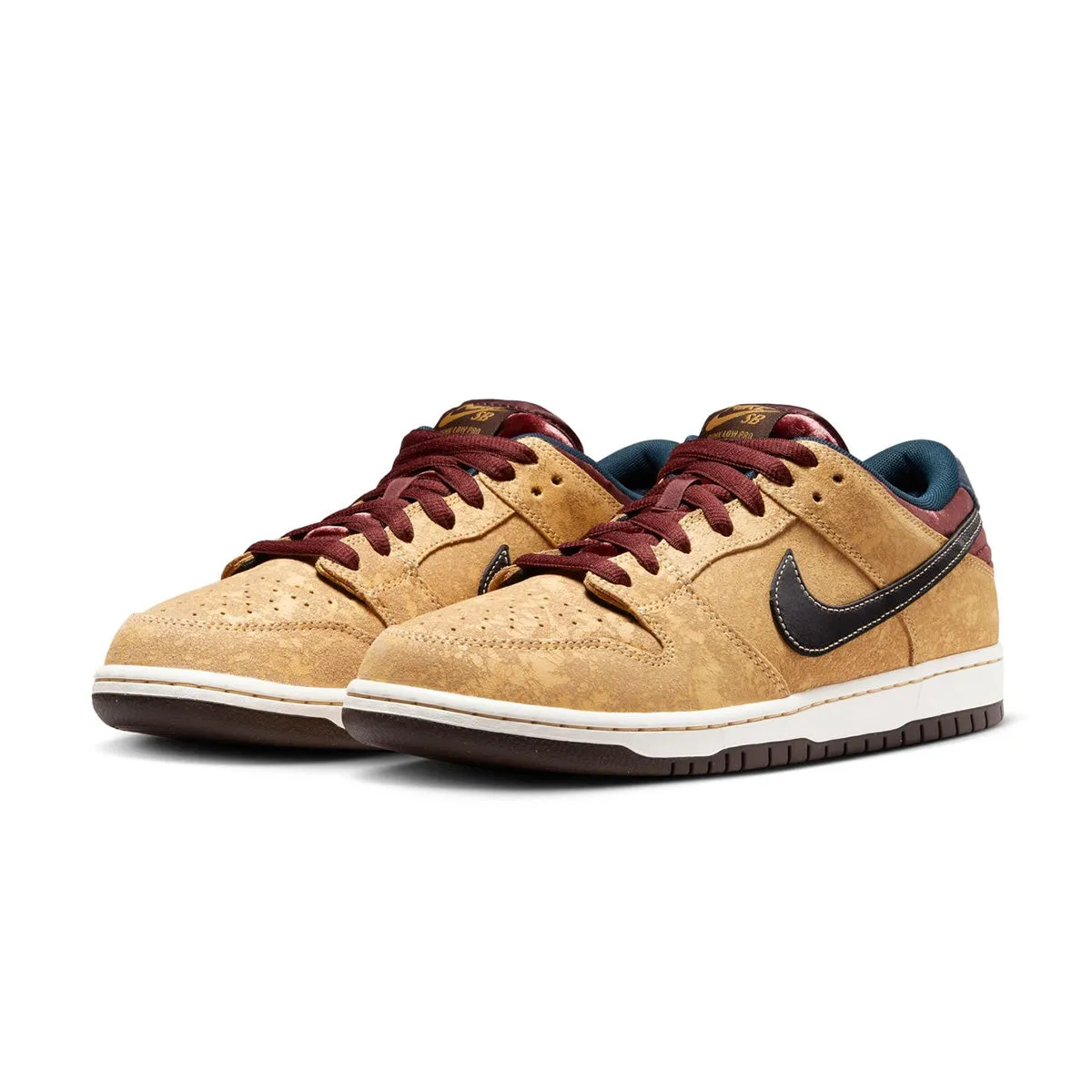SB Dunk Low Pro 'Cité du Cinéma'