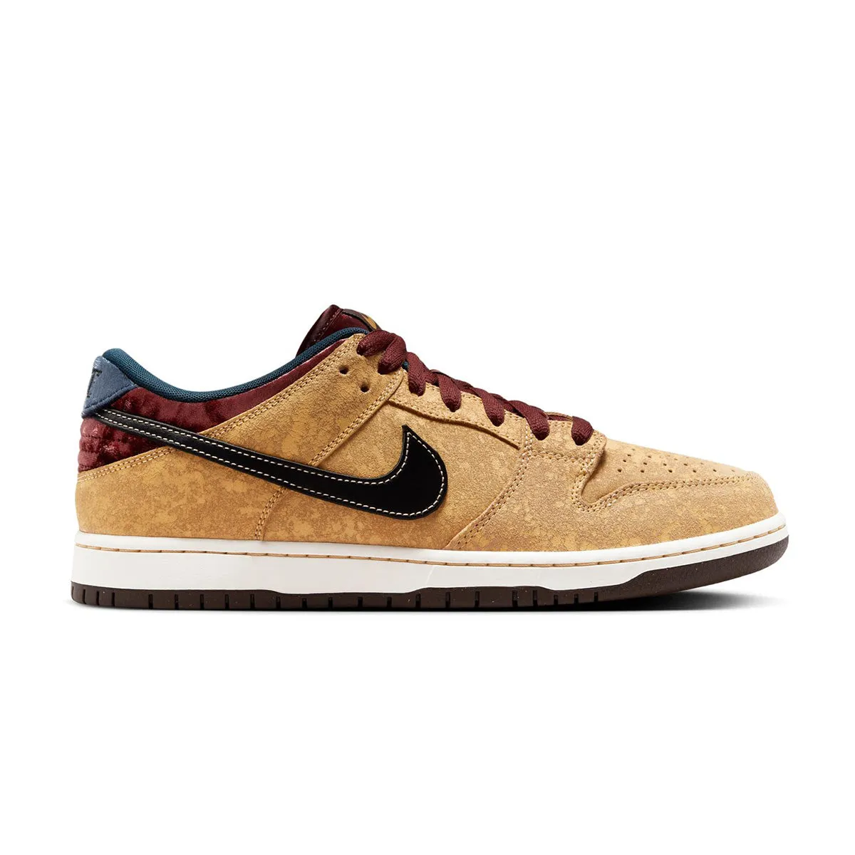 SB Dunk Low Pro 'Cité du Cinéma'