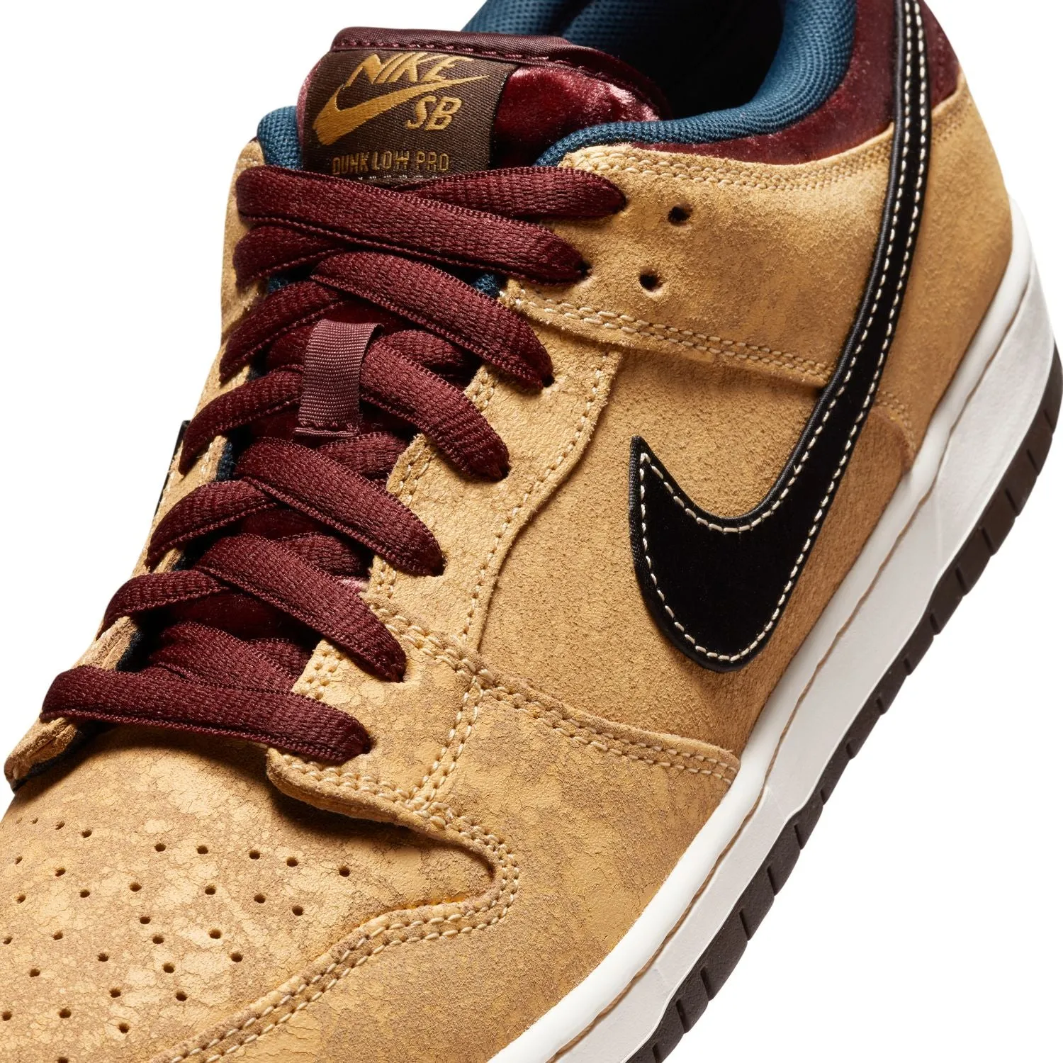 SB Dunk Low Pro 'Cité du Cinéma'