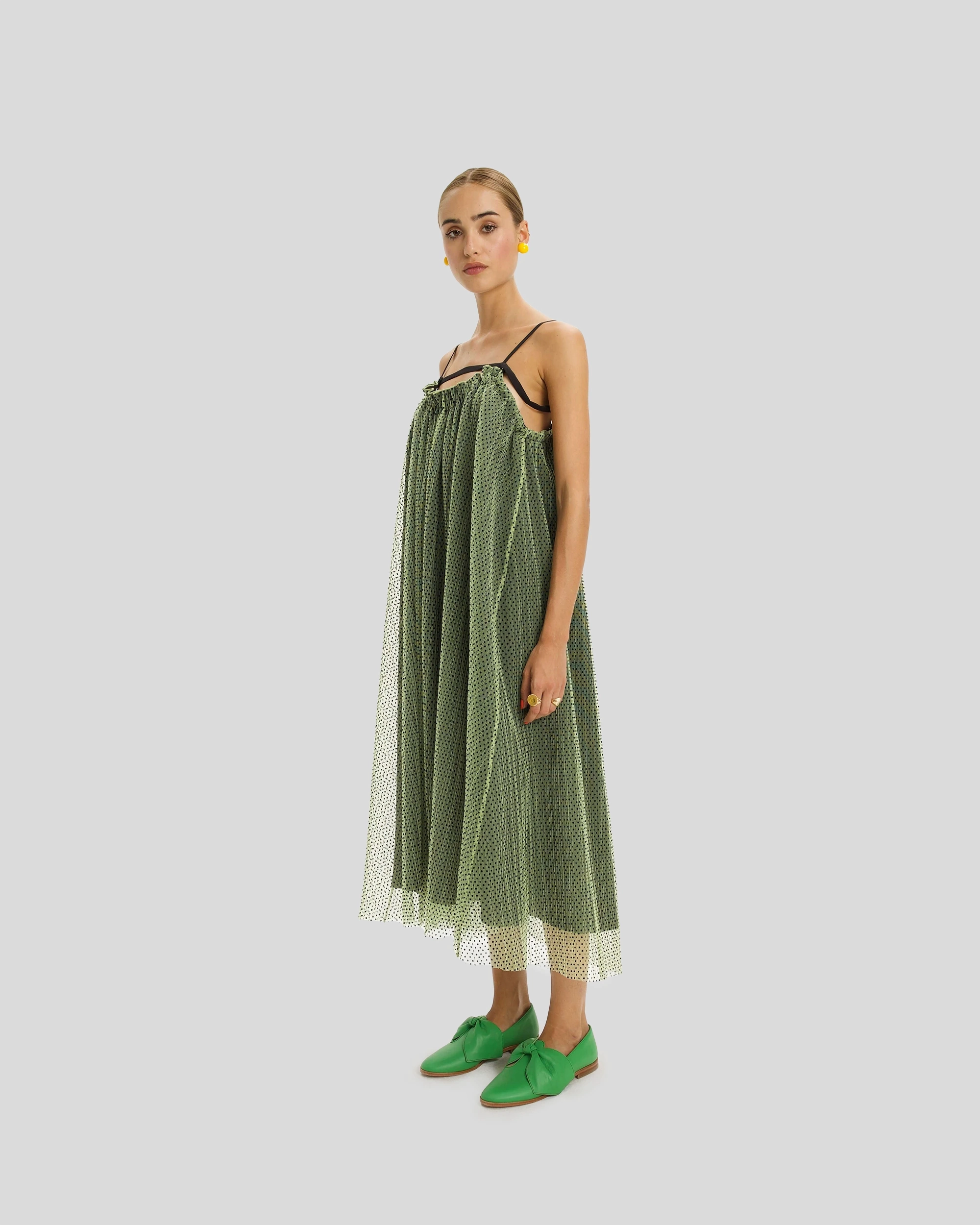Vickie Dress in Croquant Plumetis Olive