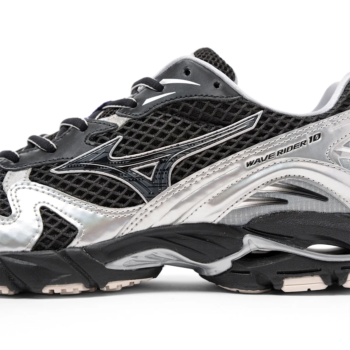 Wave Rider 10 'Sable Noir Brume Pourpre'