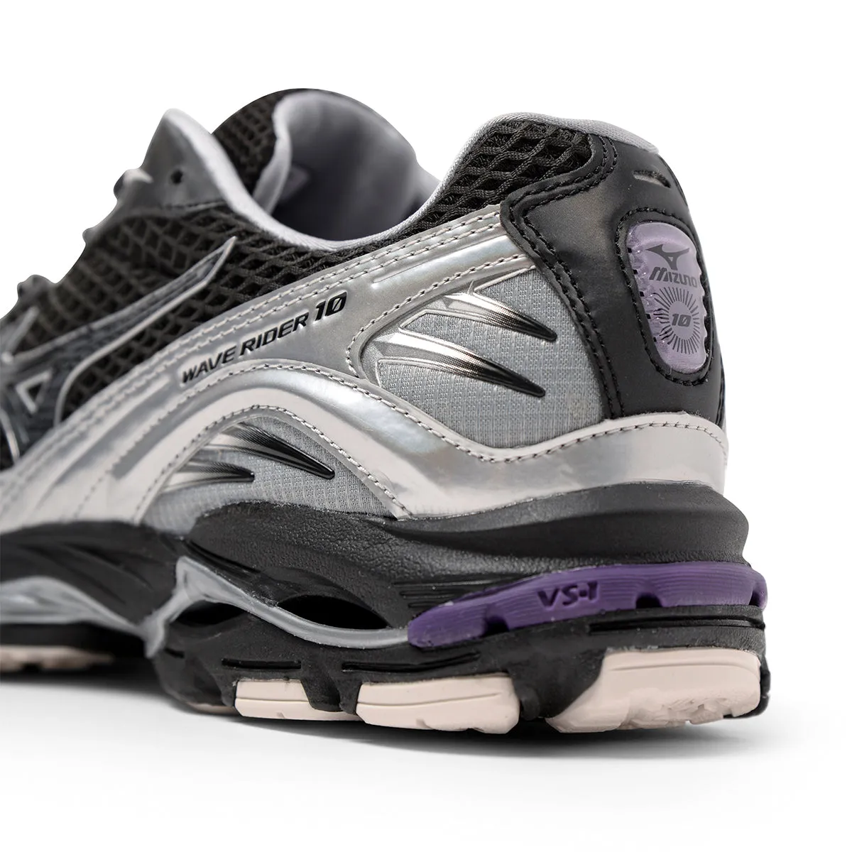 Wave Rider 10 'Sable Noir Brume Pourpre'