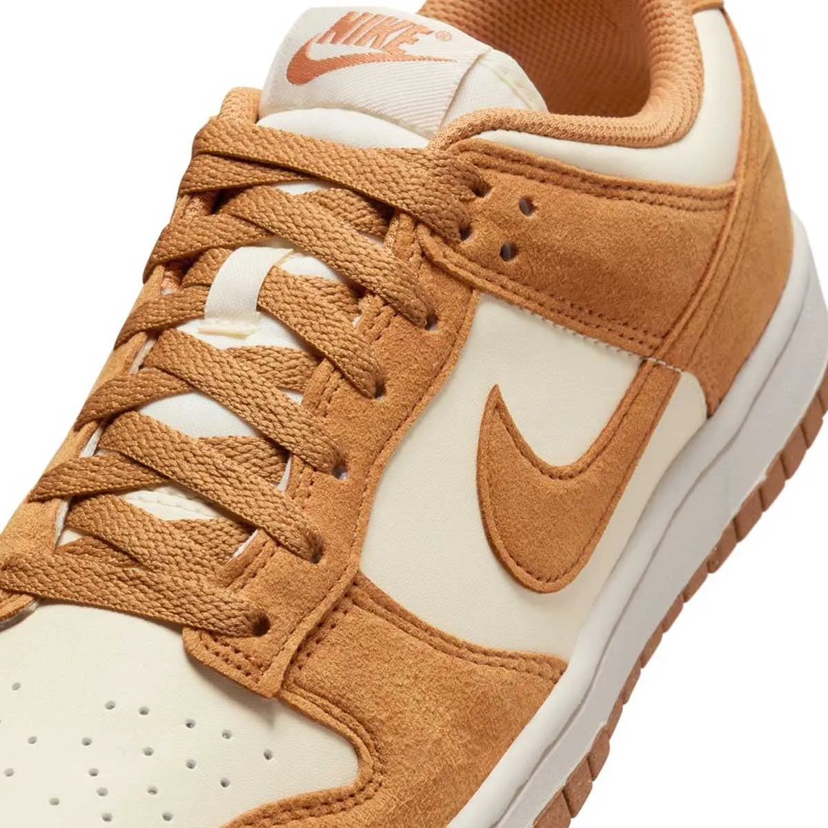 Wmns Dunk Low 'Daim Flax'